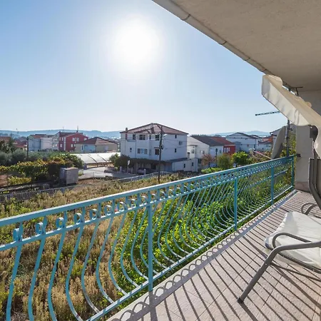 3 Bedroom Amazing In Trogir